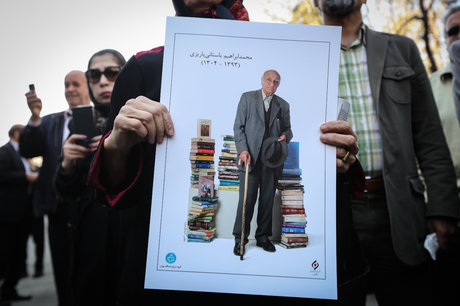 متن کامل سخنان دهباشی در مراسم تشییع باستانی پاریزی